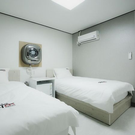 Stayan Guesthouse And Bnb Busan Eksteriør bilde