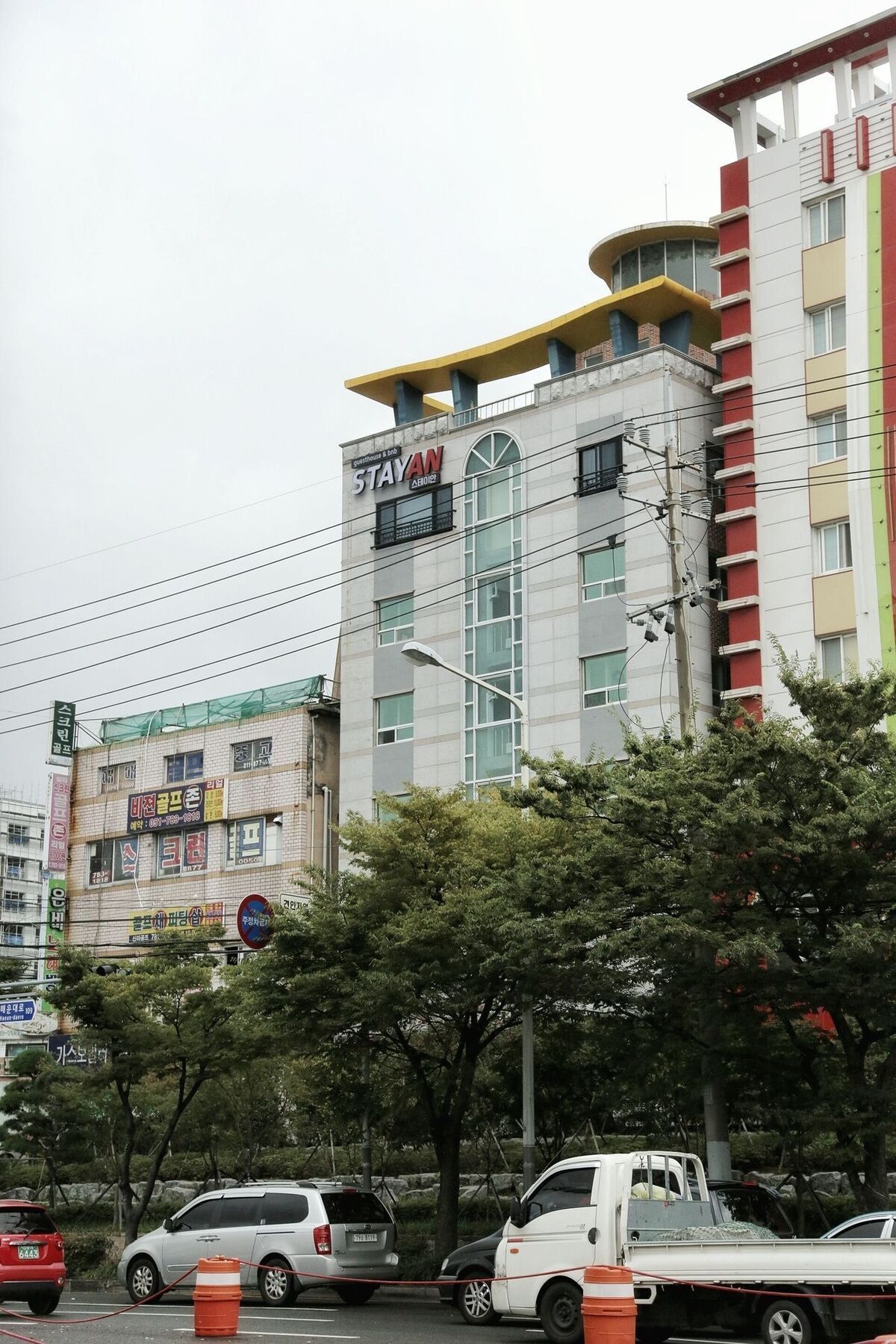 Stayan Guesthouse And Bnb Busan Eksteriør bilde